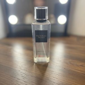 Victoria Secret Bombshell